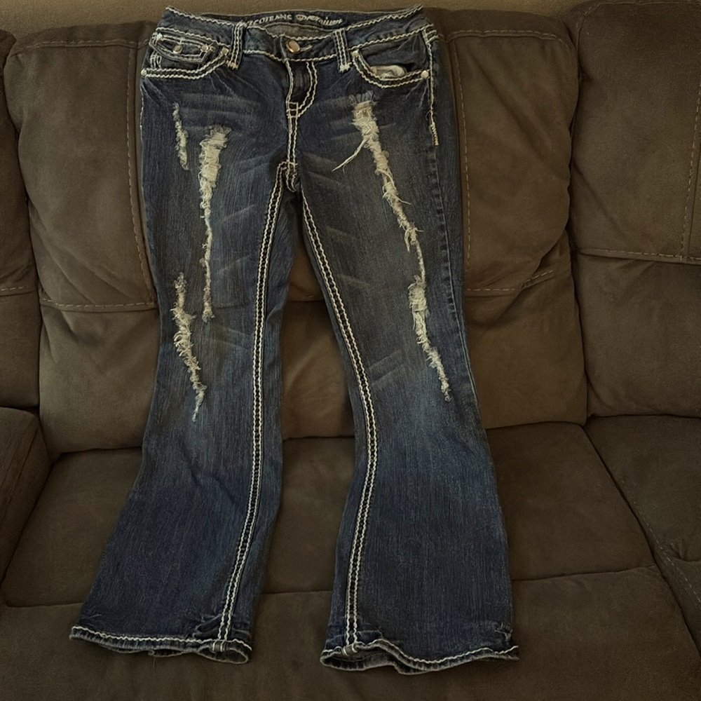 Women’s jeans. Size 9. Very good condition. By ZCO Jeans.